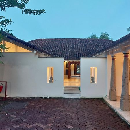 Mangala Heritage By Luxunlock Private Villas Tirukkannapuram Bagian luar foto