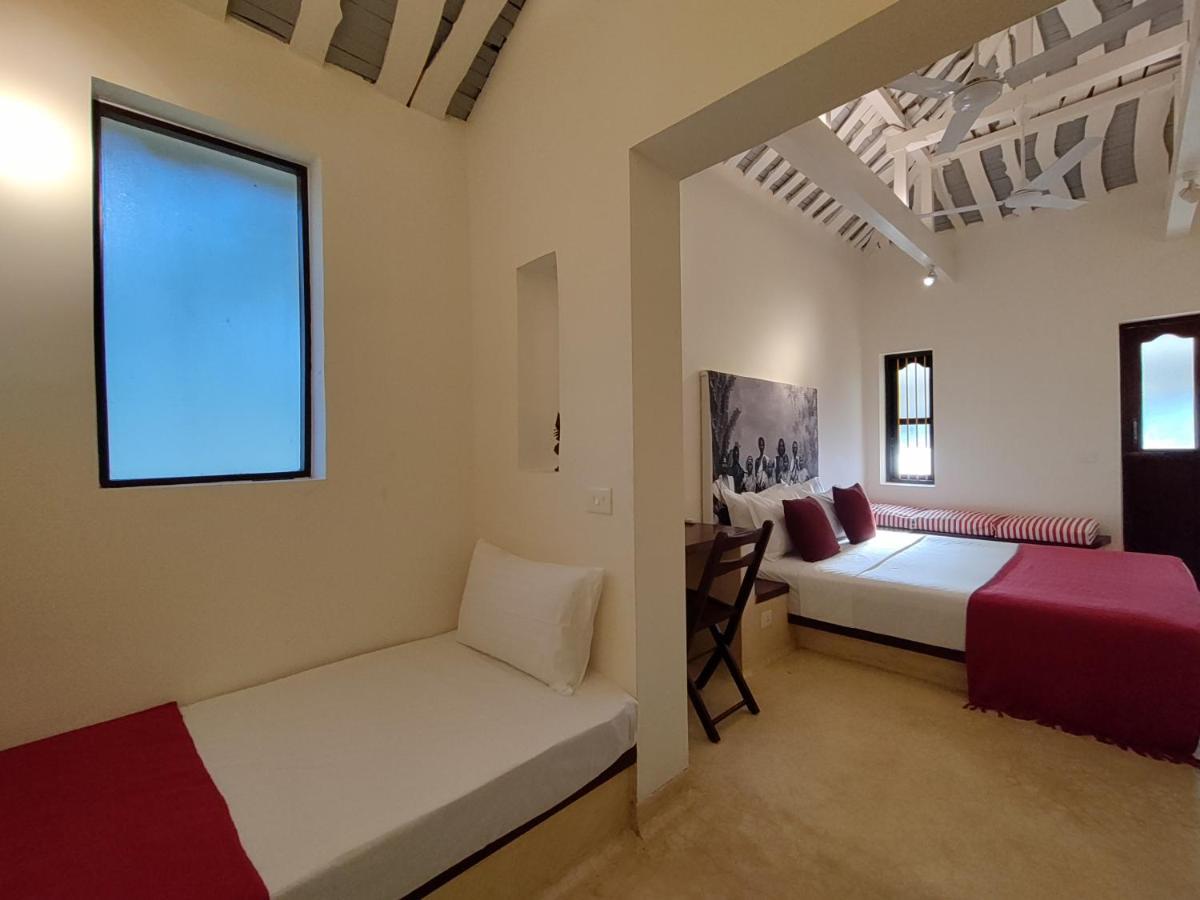 Mangala Heritage By Luxunlock Private Villas Tirukkannapuram Bagian luar foto