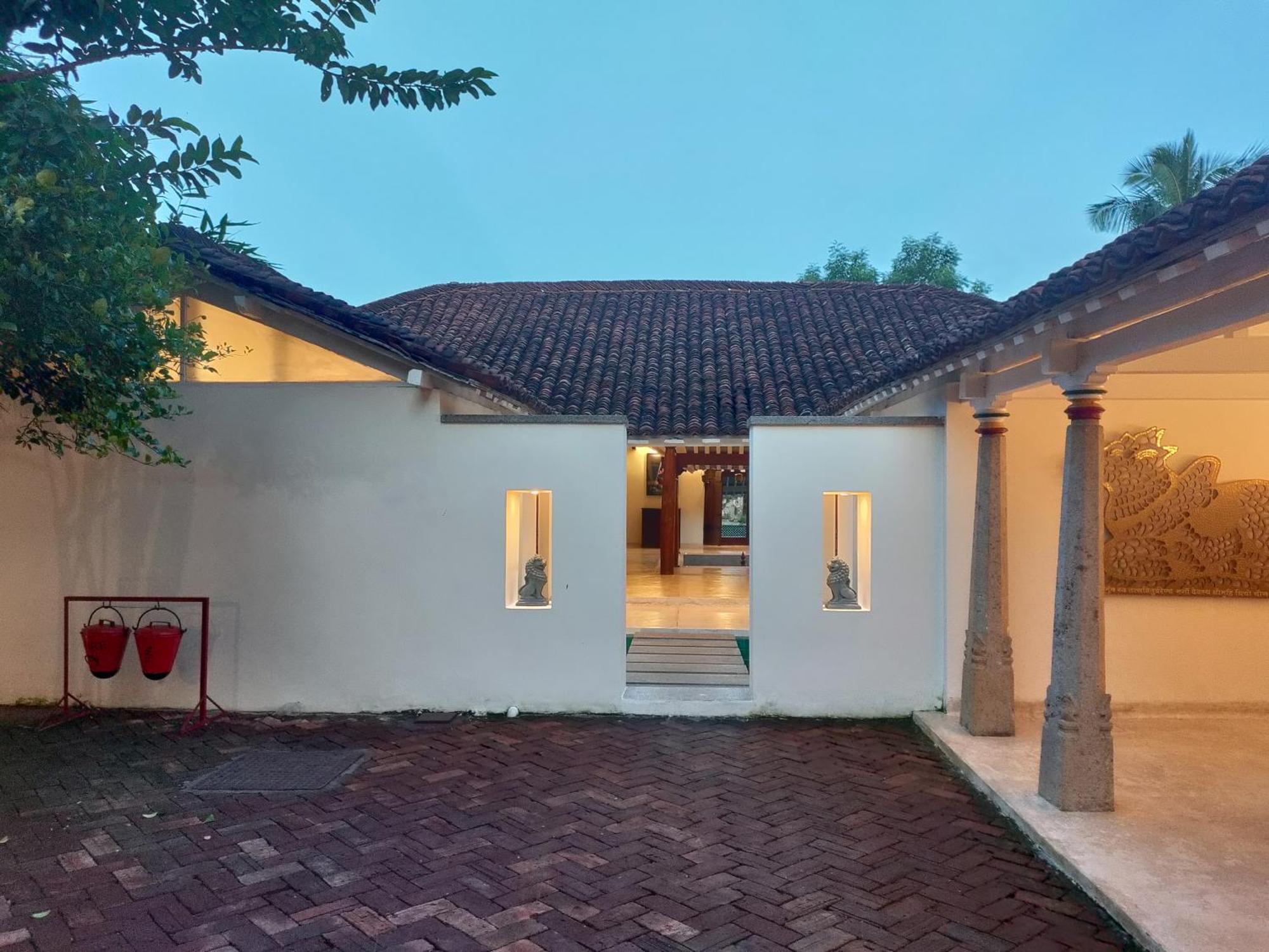 Mangala Heritage By Luxunlock Private Villas Tirukkannapuram Bagian luar foto