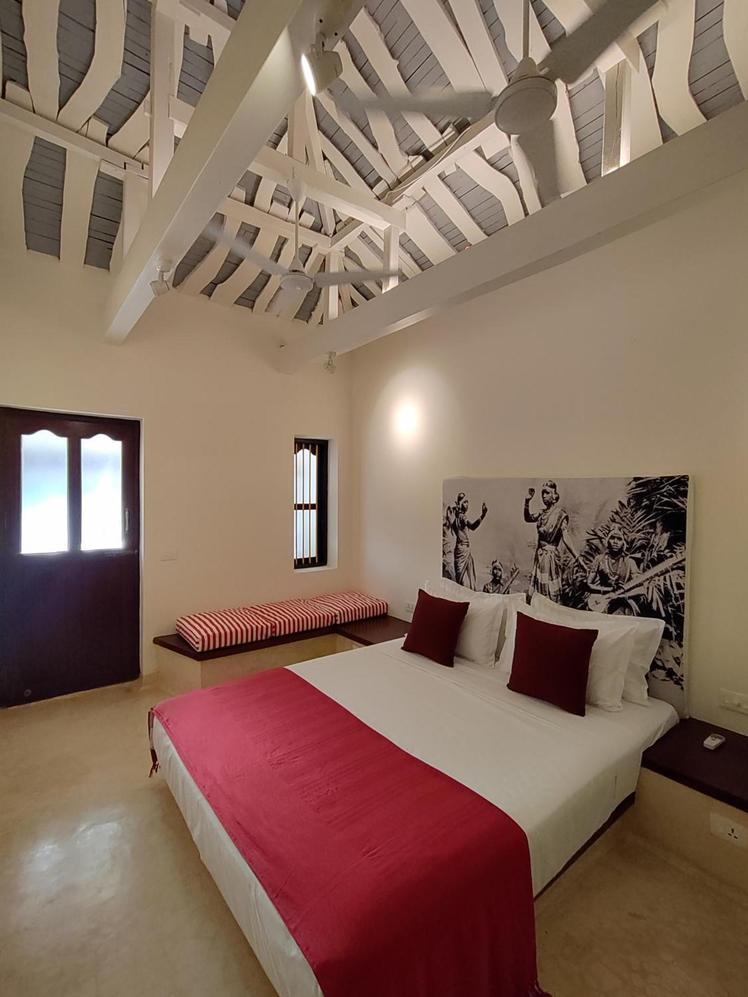Mangala Heritage By Luxunlock Private Villas Tirukkannapuram Bagian luar foto
